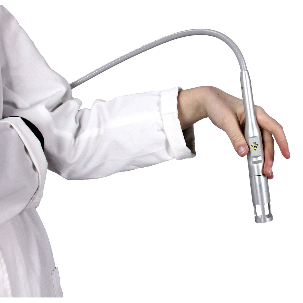 دستگاه لیزر پرتوان فیزیوتراپی مجهز به سیستم کرایوتراپی مدل CHELT THERAPY محصول کمپانی Mectronic ایتالیا